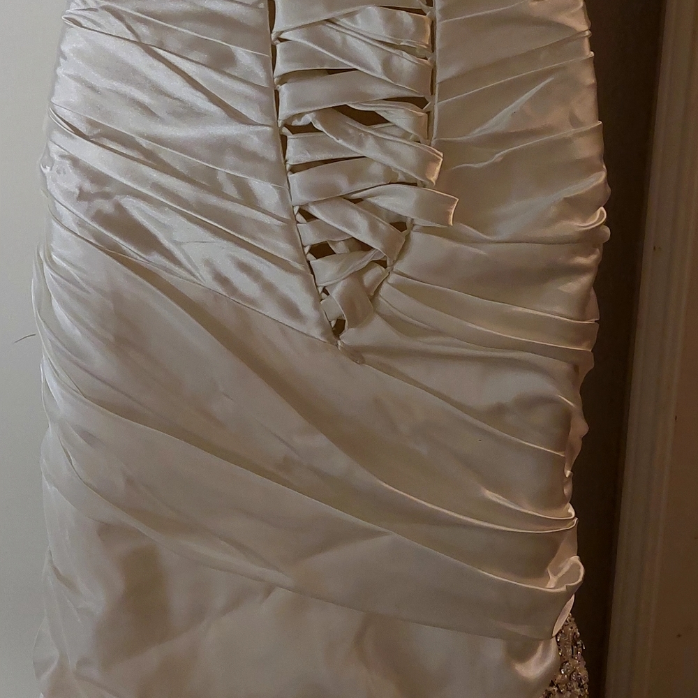 WEDDING DRESS SOTTERO & MIDGLEY. sz 0, $600 GLENN HEIGHTS TX PPU OR SHIPPING - Picture 6 of 13